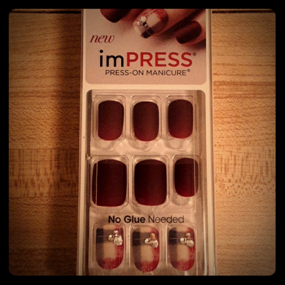Impress Press-on Manicure